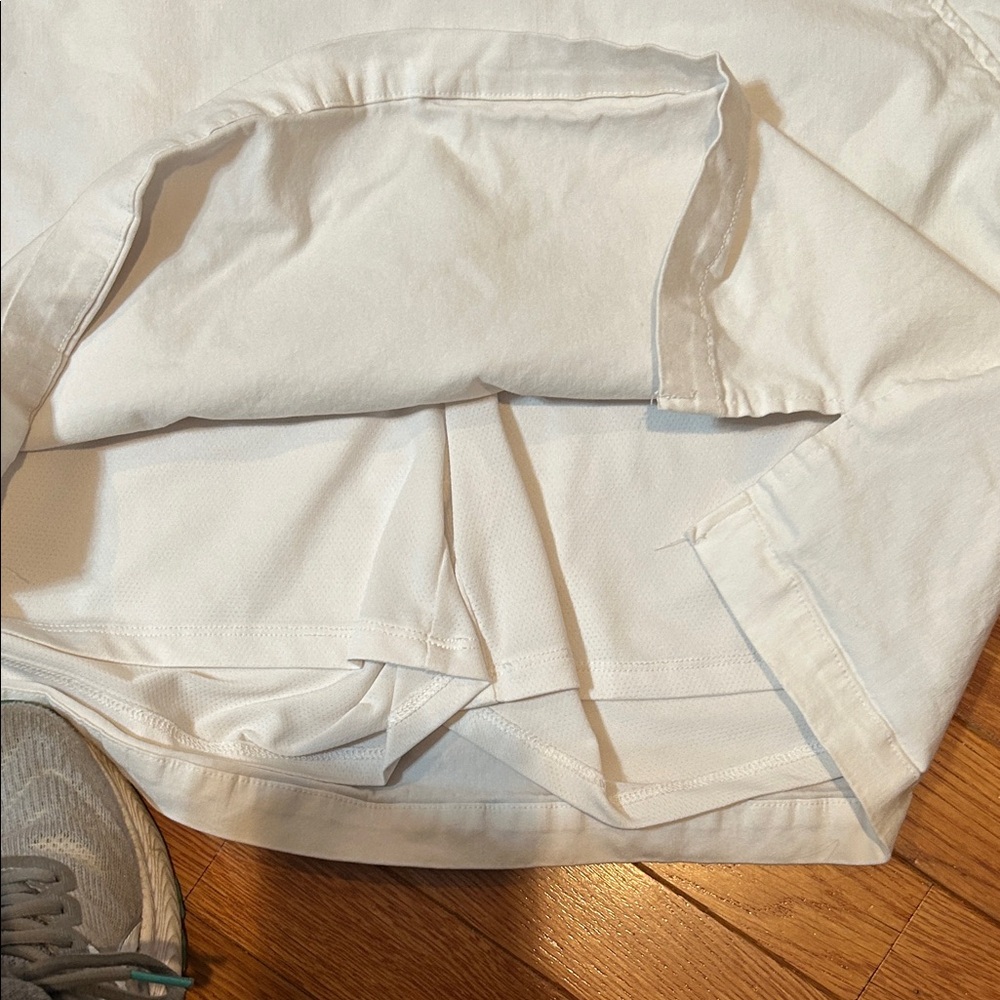 Rafaella XL White Skort with integrated under shorts - Picture 3 of 6